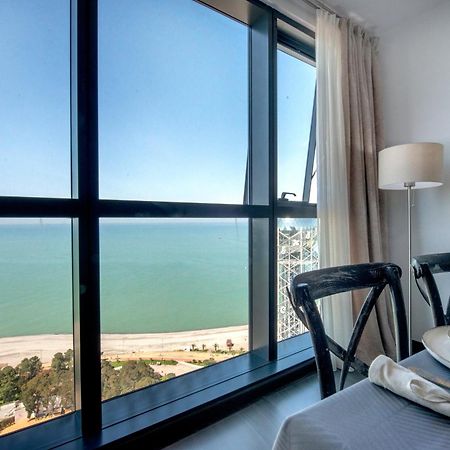 Coastal Oasis - Sea View Porta Batumi 2 Bedroom Apartment Luaran gambar